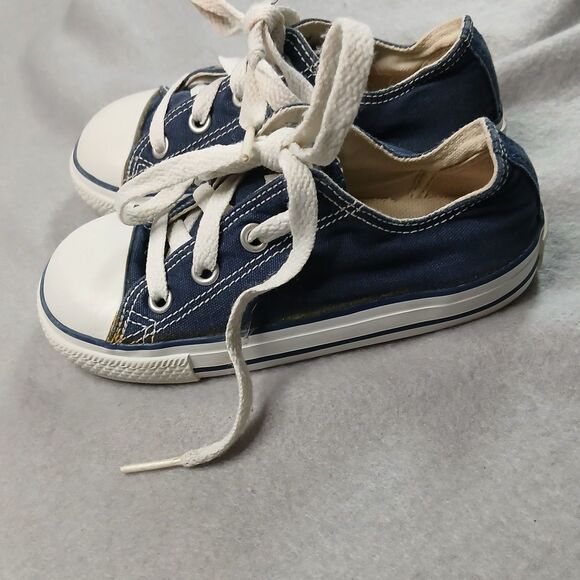 Kids Chuck Taylor All Star Low Top Sneakers Blue Lace up Shoes Baby Toddler sz 8 - Picture 8 of 10